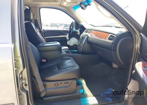 2009 GMC Yukon Slt W/4Sb from USA, damaged, VIN 1GKFK33089R245904